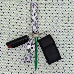 Self defense keychain